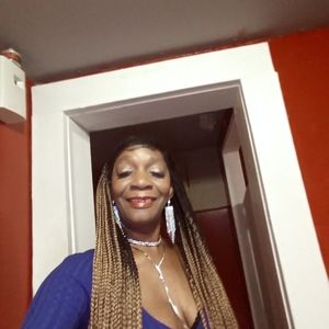 Meet your Posher, Francine